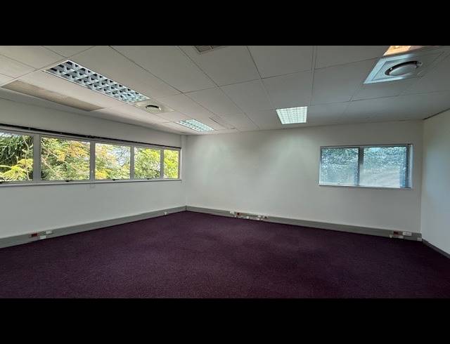 249M² OFFICE TO LET IN MORNINGSIDE